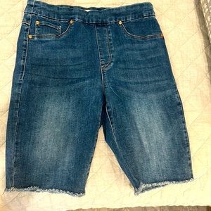 Tribal denim Bermuda shorts